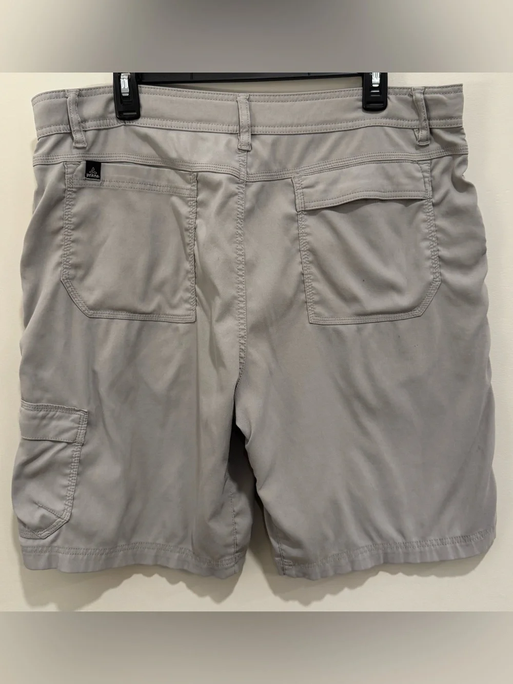 prAna | Stretch Zion Cargo Hiking Shorts Grey | 36W x 10L | Style M3ST10117